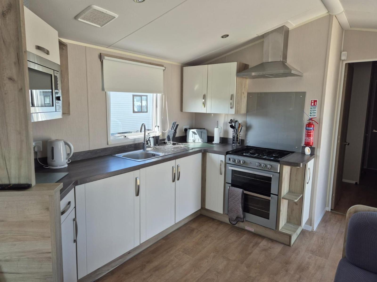 A22 Unity Beach Holiday Resort Unity Brean Sleeps 8 People 3 Bedrooms 1 Pet Stays Free Berrow Esterno foto